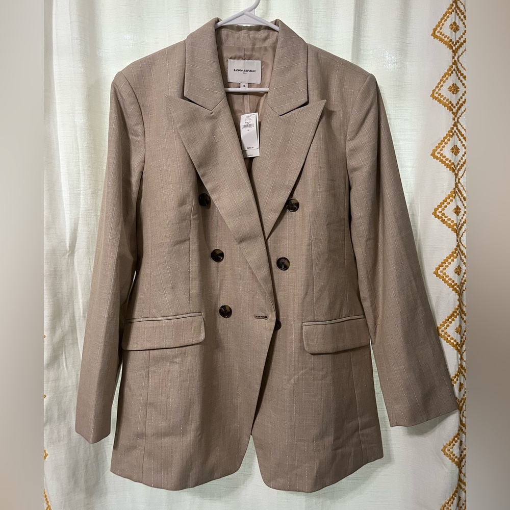 Banana Republic Women’s Double-Breasted Blazer